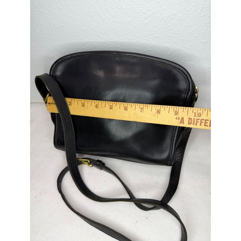 Vintage Coach Black Leather Crossbody Bag Brass Zip Pocket USA Women's Purse - Picture 5 of 13